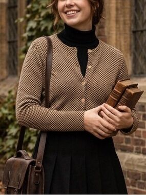 Elegant Tan Knit Cardigan